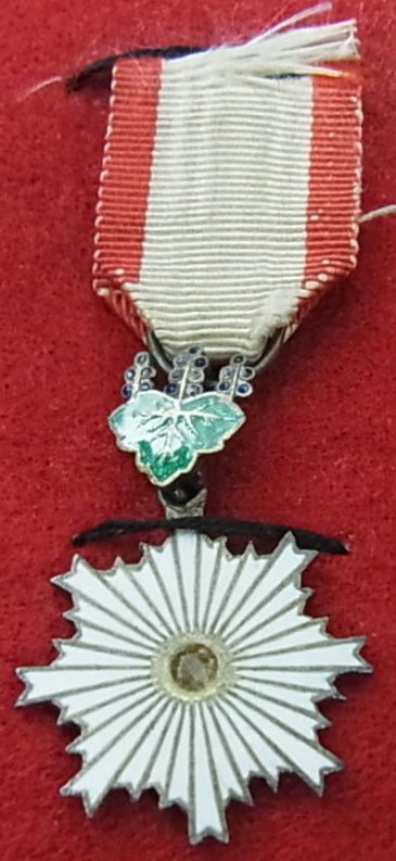 112.jpg