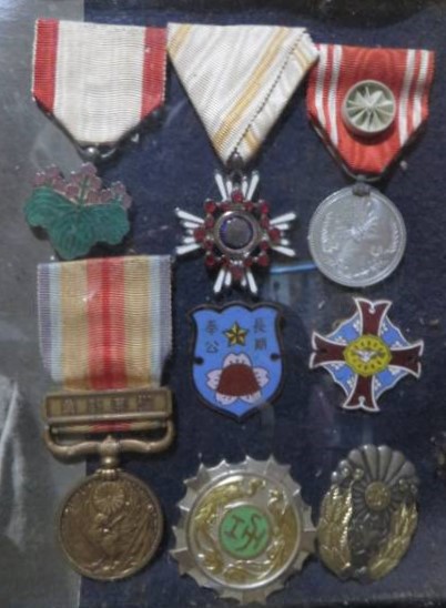11th Army Long  Service Badge.jpg