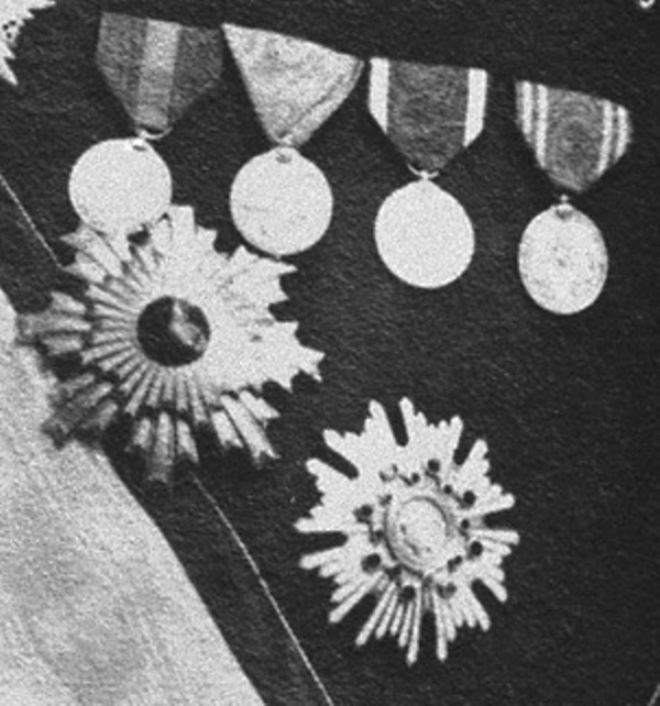 1887 Yellow Ribbon Medal of Honor (2).jpg