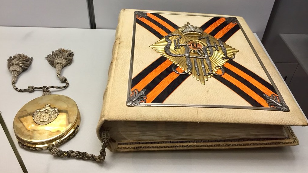 1913 St.George order Statute.jpg