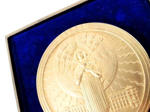 1916 Taiwan Industry  Promotion Exhibition Gold Medal.jpg