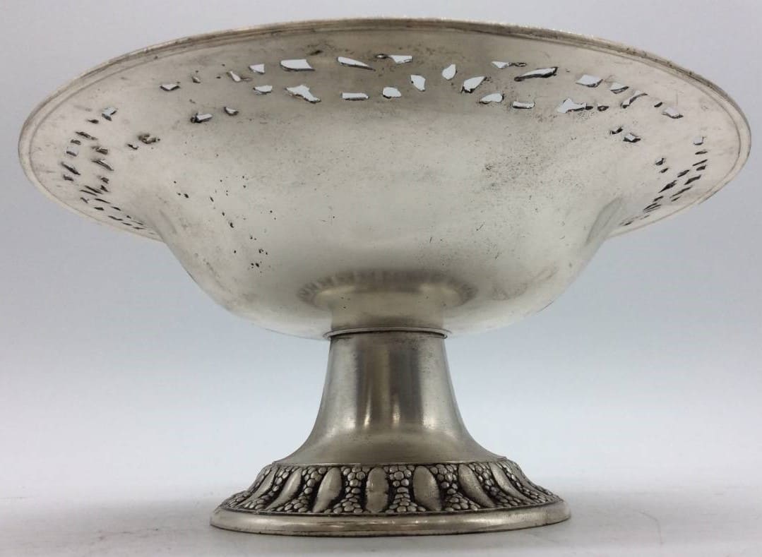 1932  Commemorative  Vase.jpg