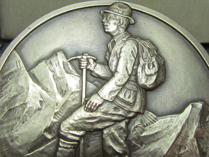 1932  Prince  Chichibu Marriage Commemorative Award Medal.jpg