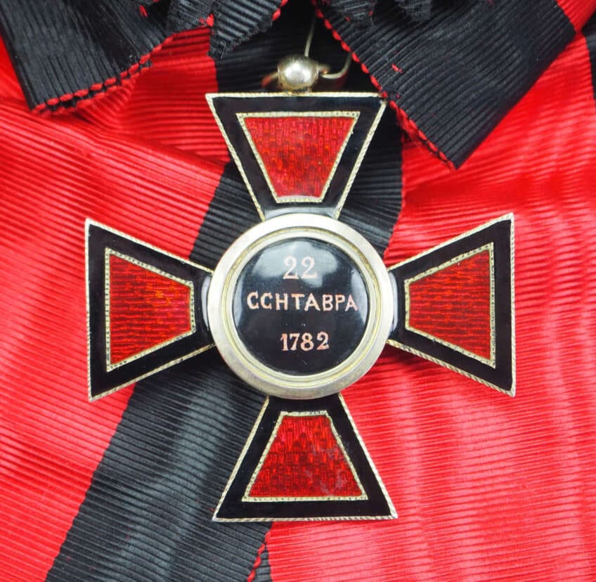 1st class  Order of Saint Vladimir made by Unidentified French Workshop.jpg