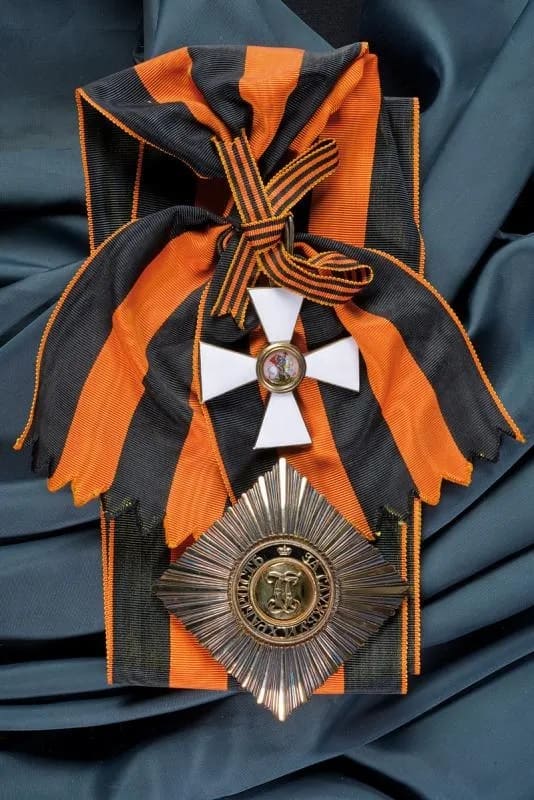 1st class Order of St. George made by Rothe.jpg