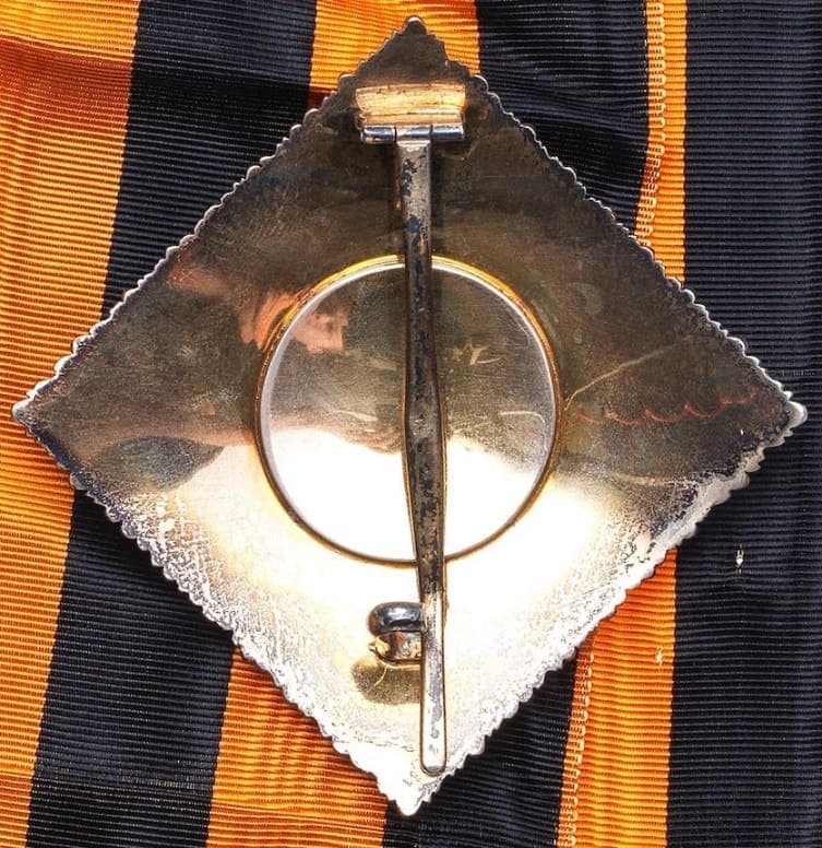 1st class Order of St.George made by Rothe.jpg
