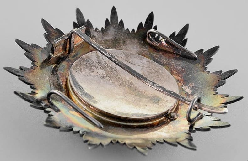1st  class  Order of the Dragon of Annam made by Chobillion.jpg