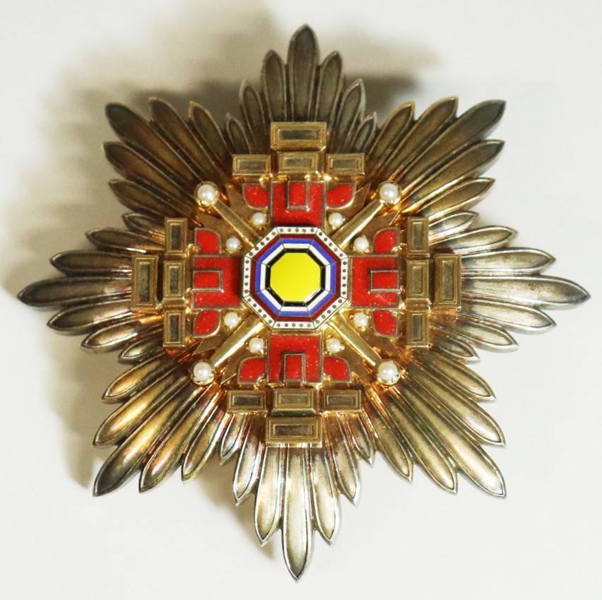 1st class Order  of the Pillars of the State.jpg