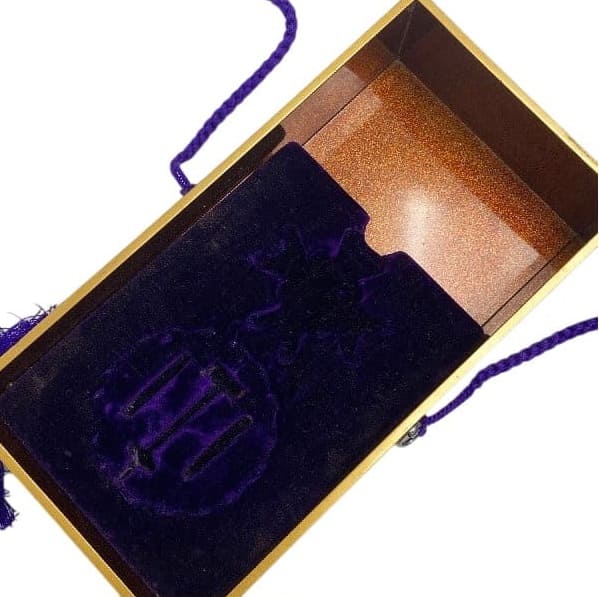 1st class Order of the Sacred Treasure  Case for a Foreigners.jpg