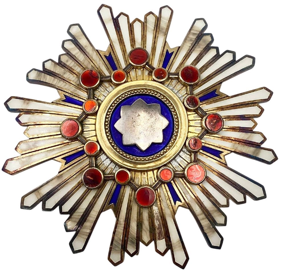 1st class Order of the Sacred  Treasure.jpg