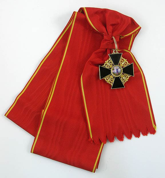 1st class Saint Anna order cross of black  flat  enamel.jpg