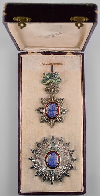 1st_class Order of the Dragon of Annam made by Chobillion.jpg