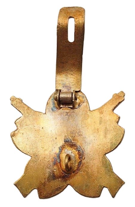 2nd class Army Marksmanship Badge  made by Kobayashi Matashichi workshop.jpg