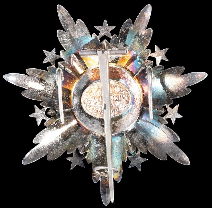 2nd class breast star with stars made by  Wolfers.jpg