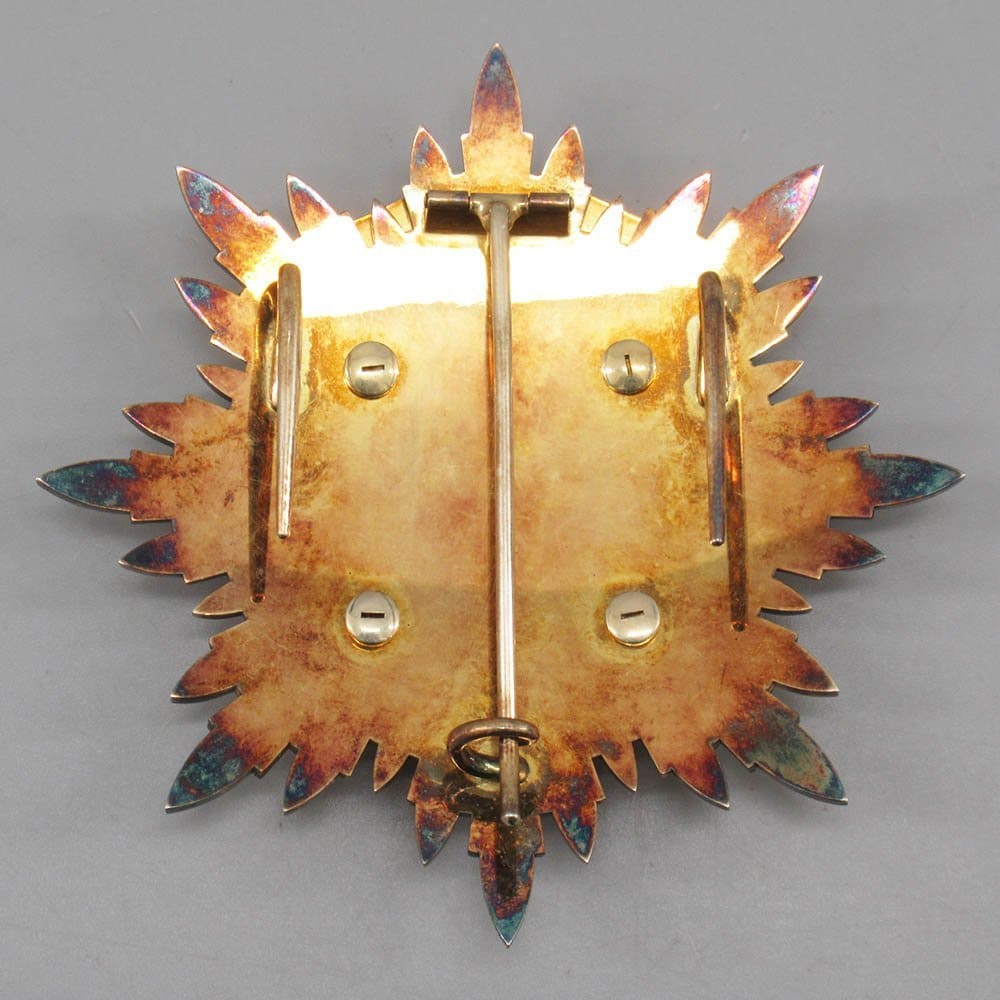 2nd  class Golden Kite order from 1942-1945 time period.jpg