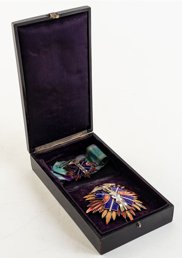 2nd Class Golden  Kite orders from Meiji epoch 功二級金鵄勲章.jpg