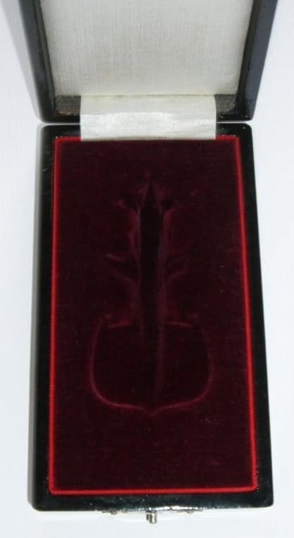 2nd class Merit Badge  of Japan Seafarers Relief Association.jpg