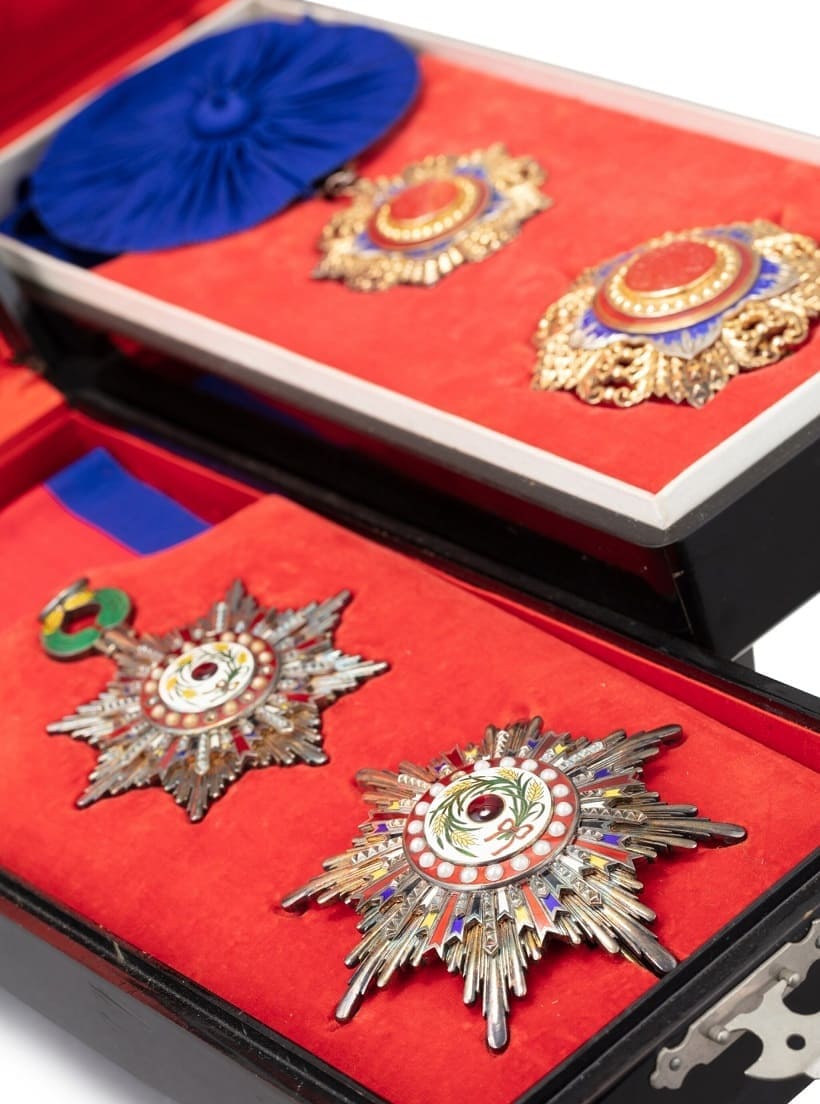 2nd  class Order  of Precious Brilliant Golden Grain.jpg