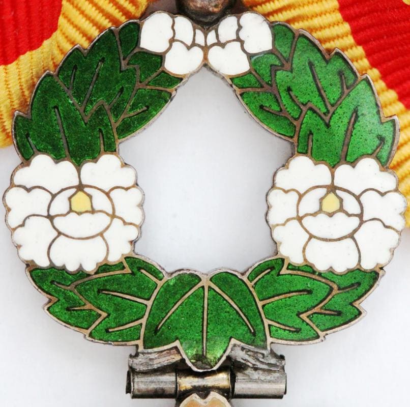 2nd Class Order of  the  Precious Crown.jpg