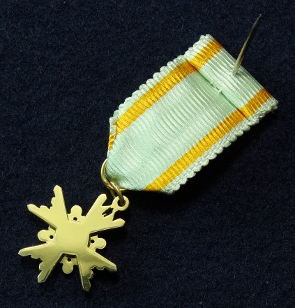 2nd class Order  of the Sacred Treasure awarded in  1993.jpg