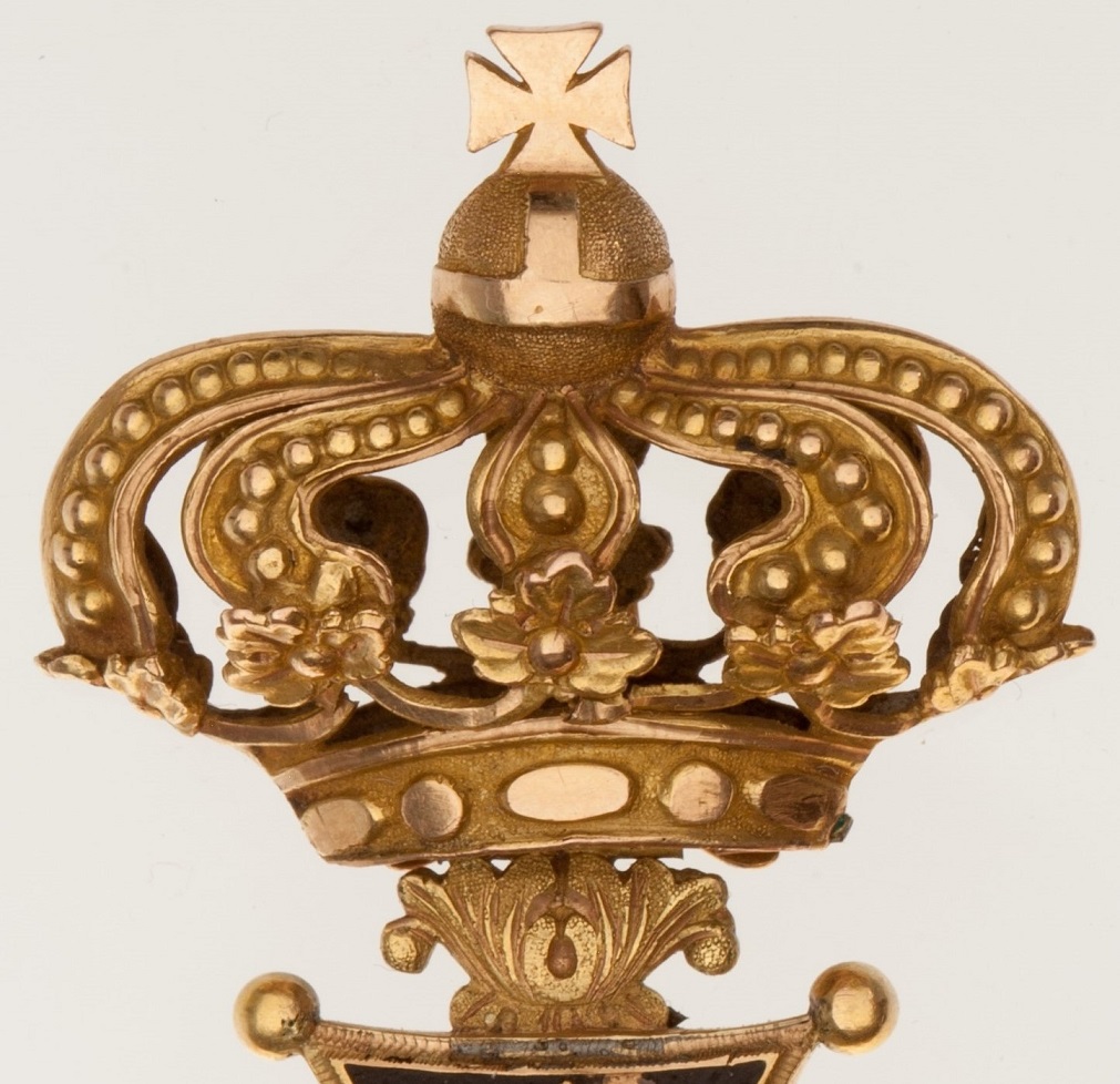 2nd class Order of Virtuti Militari made by Immanuel  Pannasch.jpg
