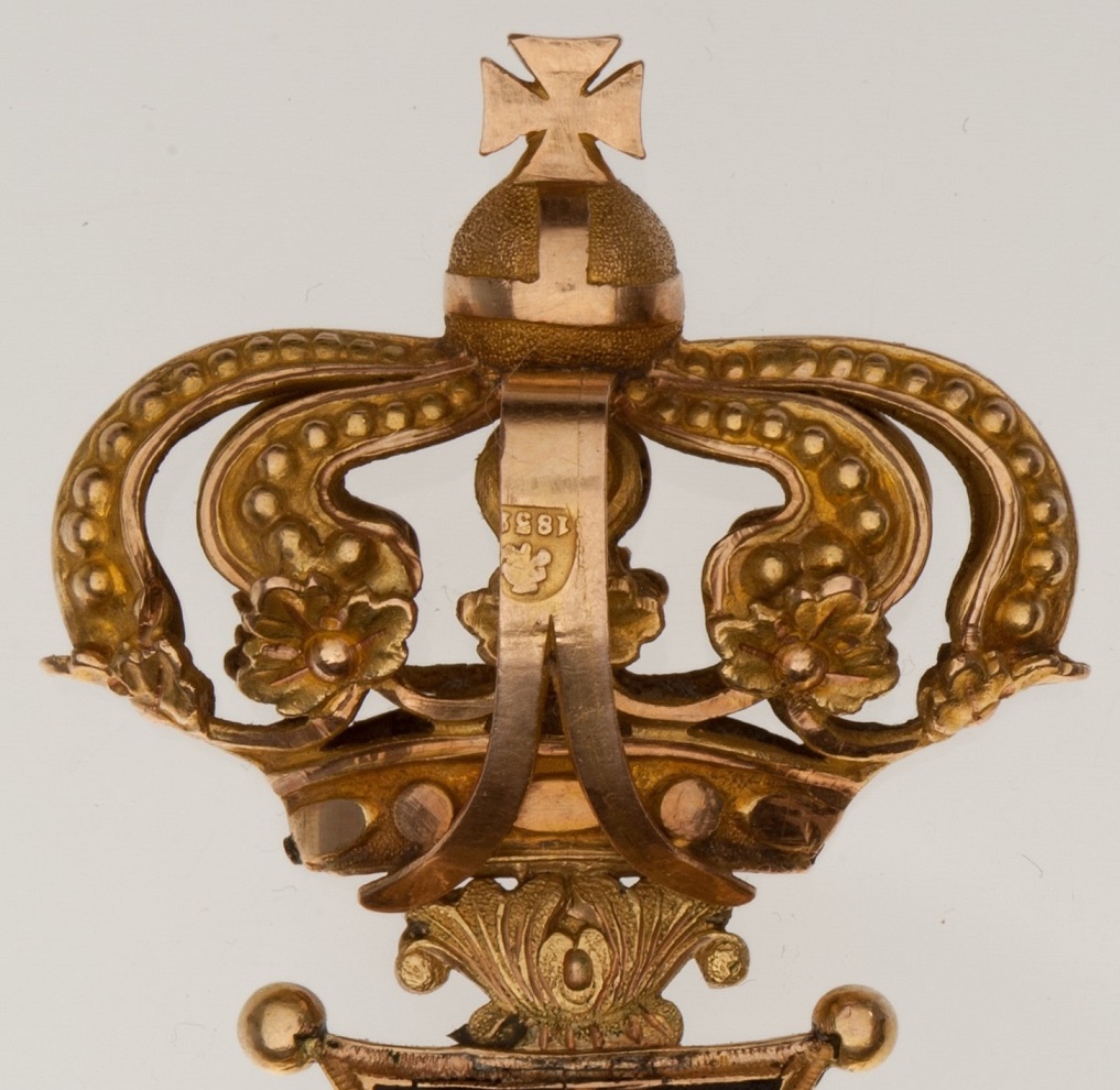 2nd class  Order of Virtuti Militari made by Immanuel Pannasch.jpg
