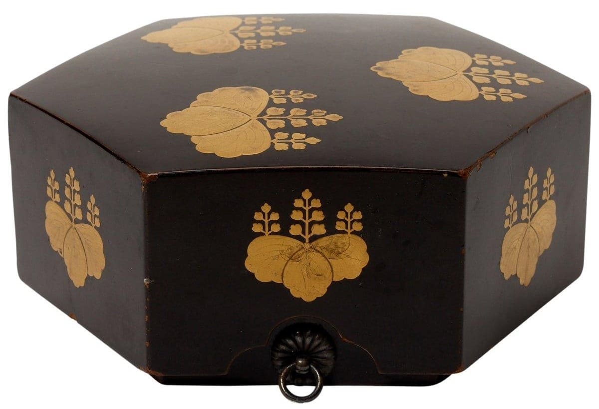 2nd class  Sacred Treasure Case for Foreigners.jpg