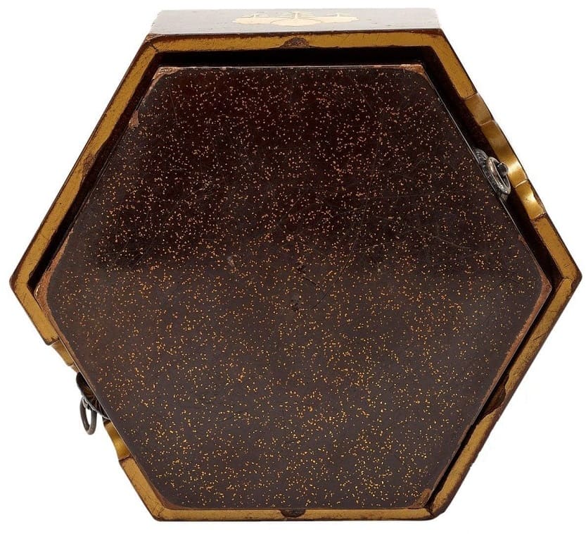 2nd class Sacred Treasure Case for  Foreigners.jpg