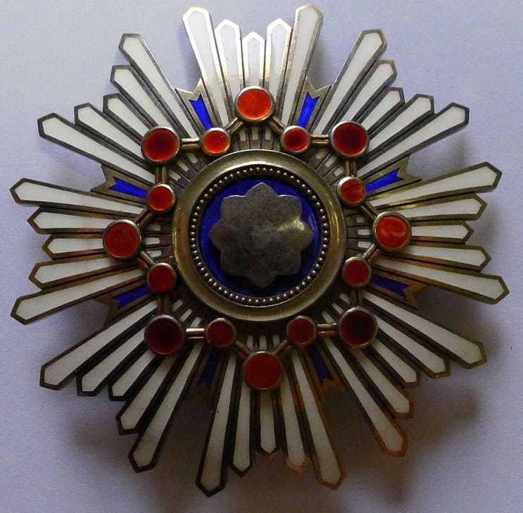 2nd class Sacred  Treasure order in Early Leather Case.jpg