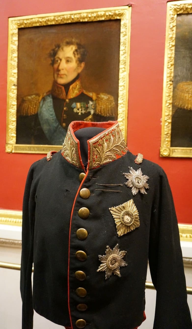 2nd class Saint  George Order  Embroidered Breast Star.jpg