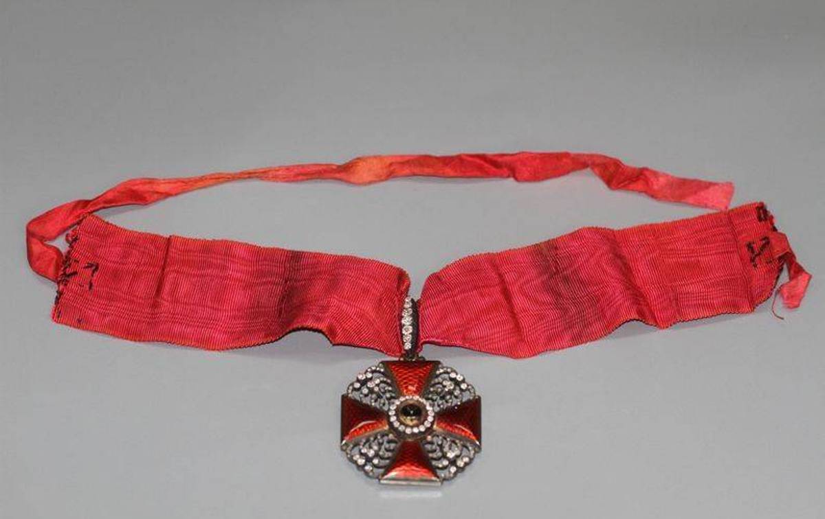 2nd class St.Anna with diamonds  for  Non-Christians.jpg