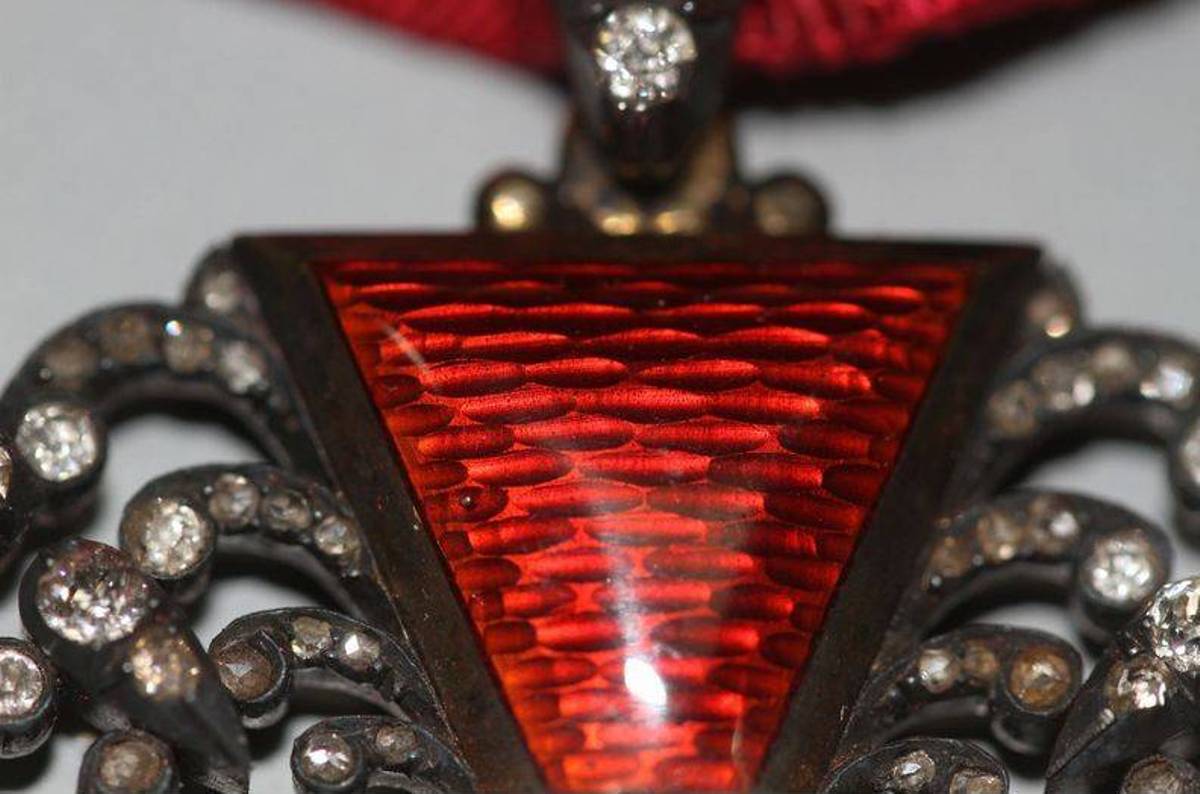 2nd class St.Anna  with diamonds for  Non-Christians.jpg