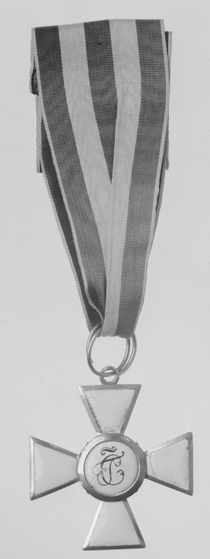 2nd class  St.George order of General Carl Johan Adlercreutz.jpg