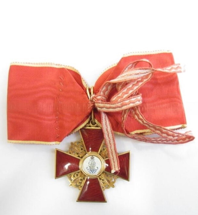 2st class St.Anna order made by  Kammerer & Keibel.jpg