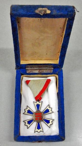 338x600-2014122700001.jpg