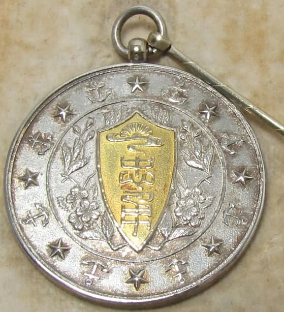 3rd  class badge.jpg