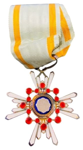 3rd class case with silver kanji  marked M.jpg