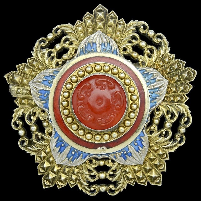 3rd class Order of Brilliant Jade breast star No.157.jpg