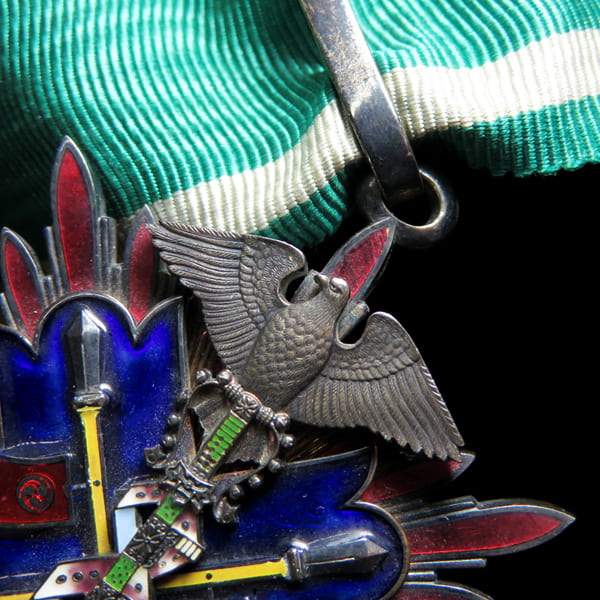 3rd  class  Order of Golden Kite type 1932.jpg
