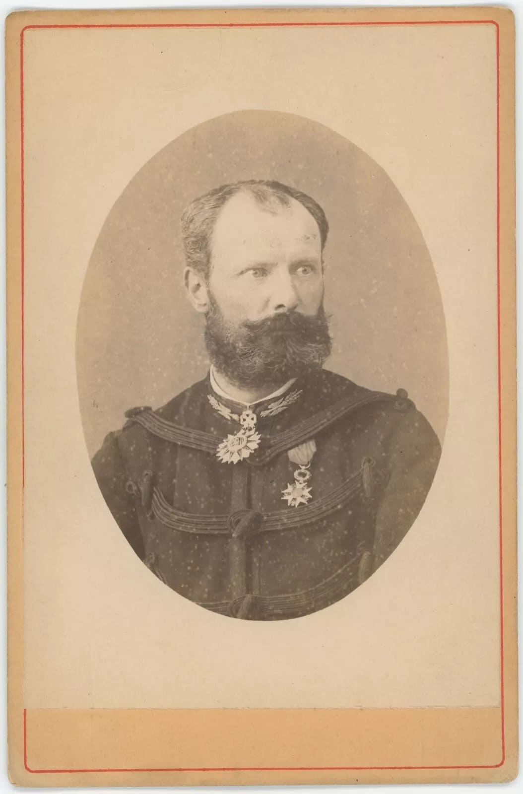 3rd class Order of Nishan-Iftikar in Photo.jpg