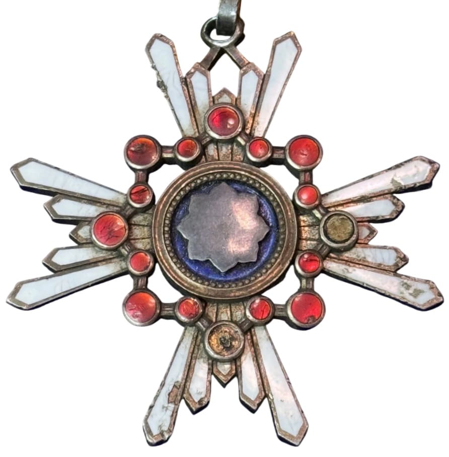 3rd class Order of Sacred Treasure  with mark ナ.jpg