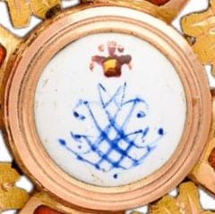 3rd class Order of Saint Anna  made by Immanuel Pannasch.jpg