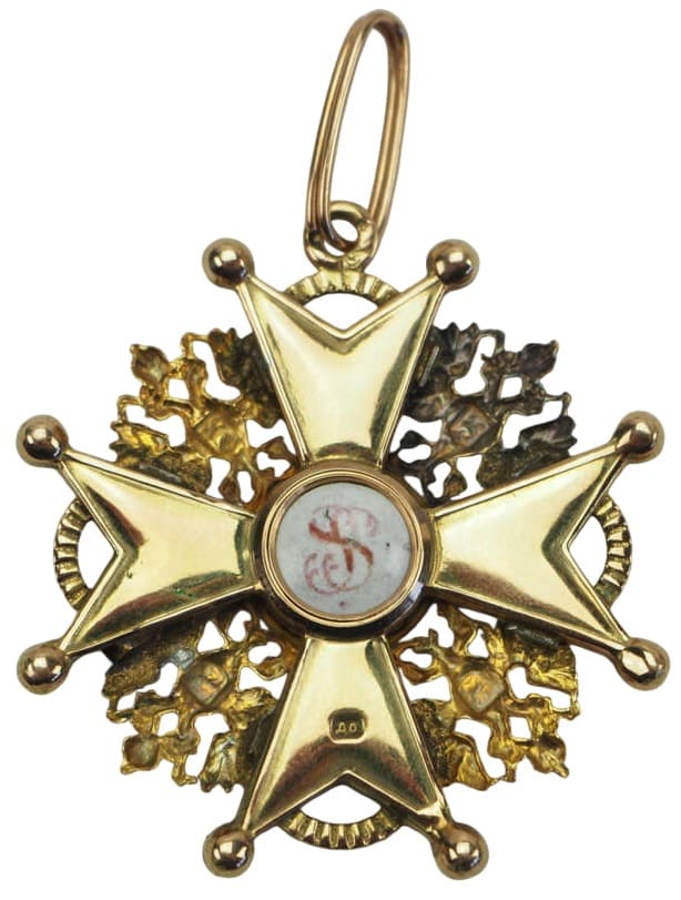 3rd class Order of Saint Stanislaus in Gold made by Dmitry Osipov workshop.jpg