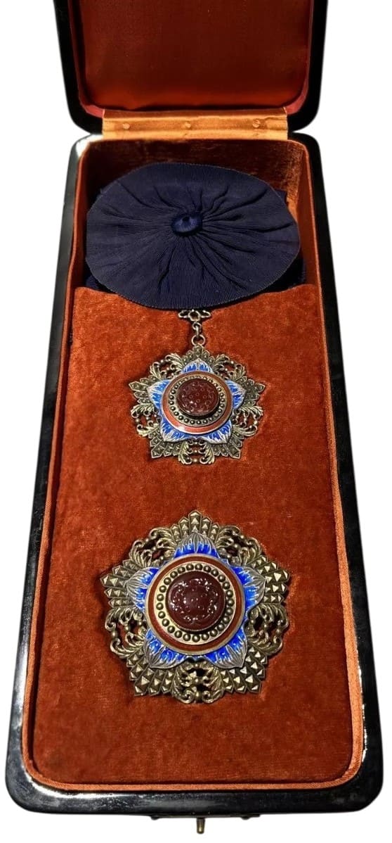 3rd  class Order of the Brilliant Jade No. 110.jpeg