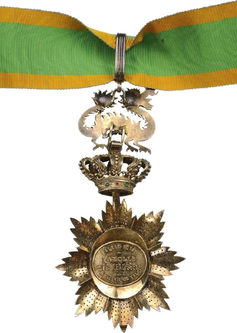 3rd class Order   of the Dragon of Annam made by  Foyolle-Pouteau, Paris.jpg