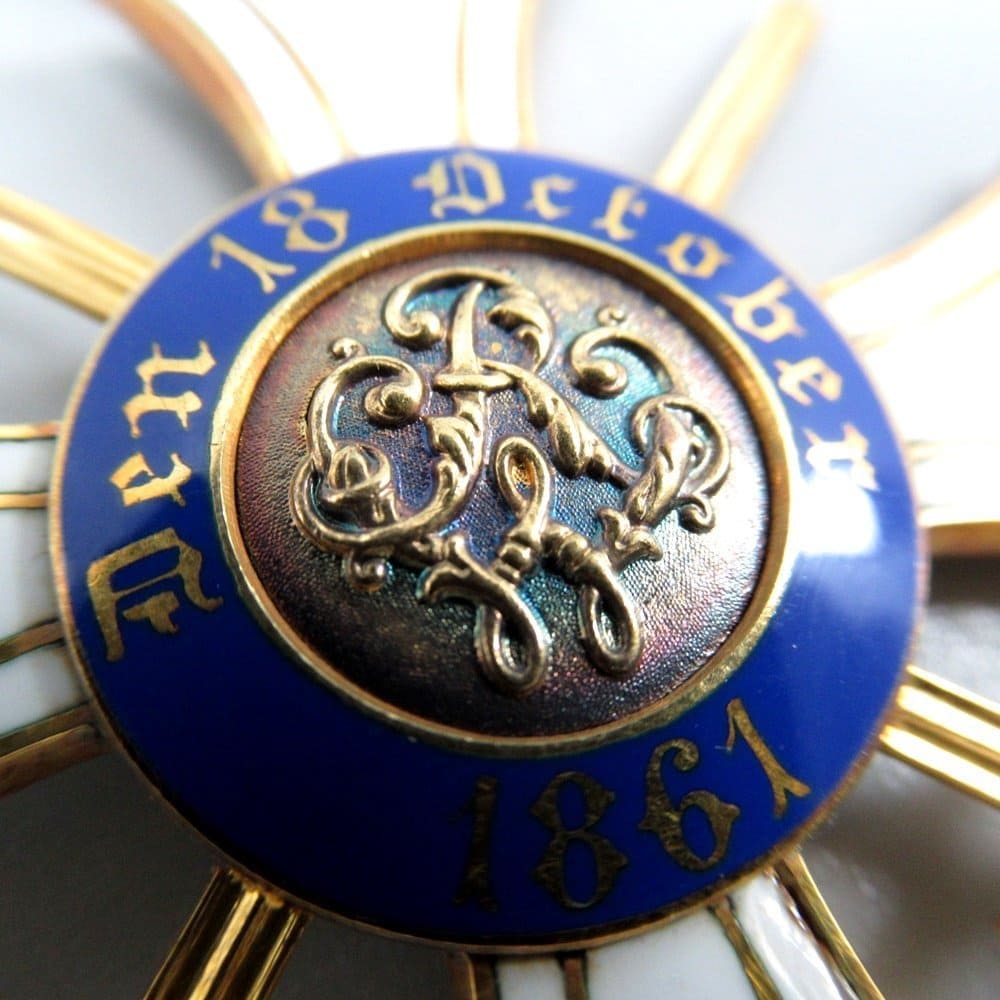 3rd class Prussian order  of the Crown with swords.jpg