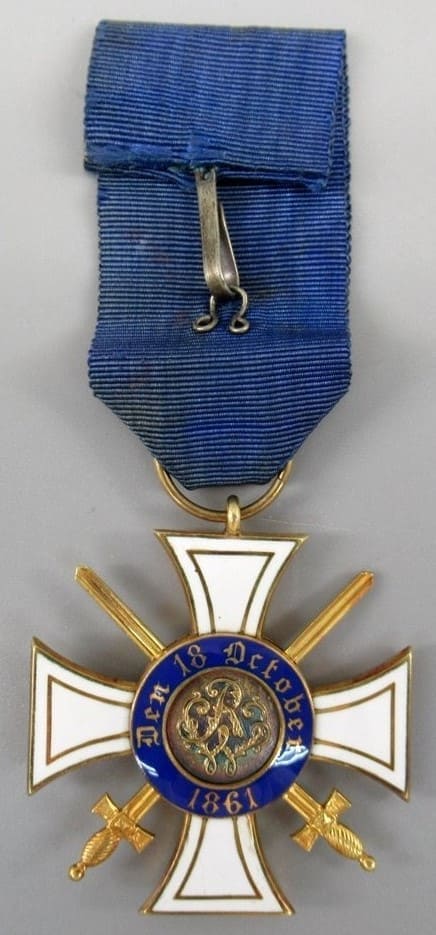 3rd class Prussian order of the Crown  with swords.jpg