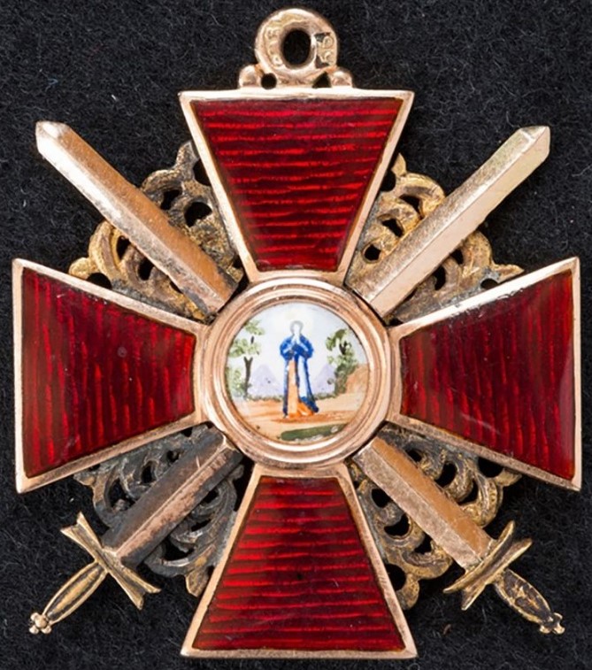 3rd class St.Anna order with swords.jpg