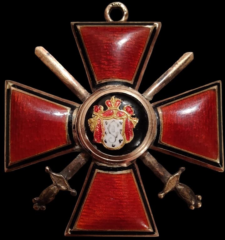 4th class cross with swords.jpg
