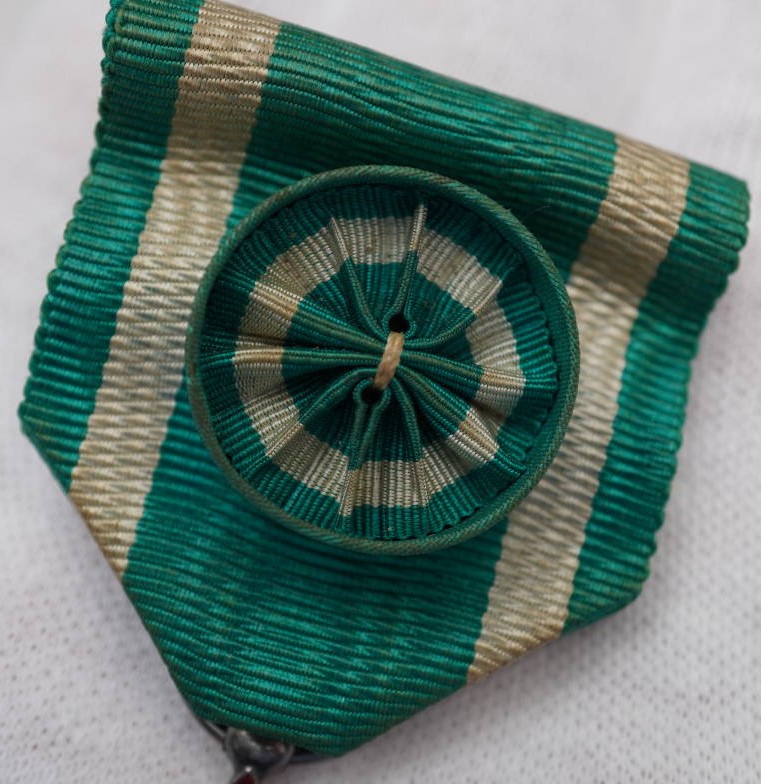 4th class Golden Kite  order.jpg